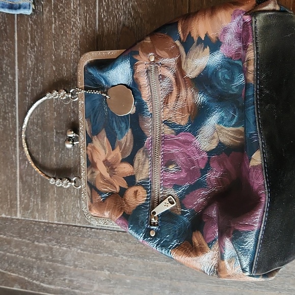 Patricia nash 10th year anniversary handbag. Blues, purples, tans.